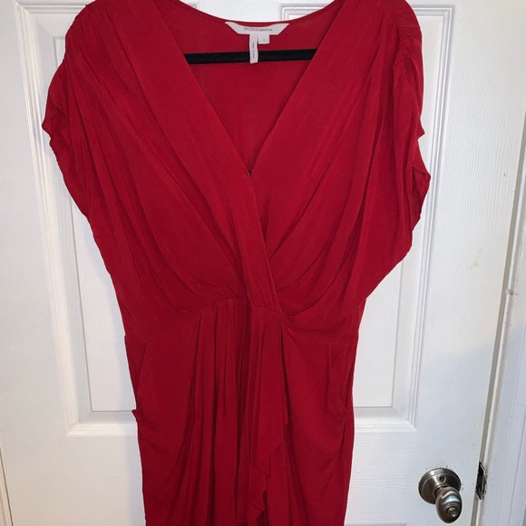 Red Dress - Picture 3 of 6